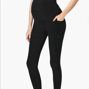 Beyond yoga/ Bump Spacedye Midi pocket maternity leggings Size S darkest…